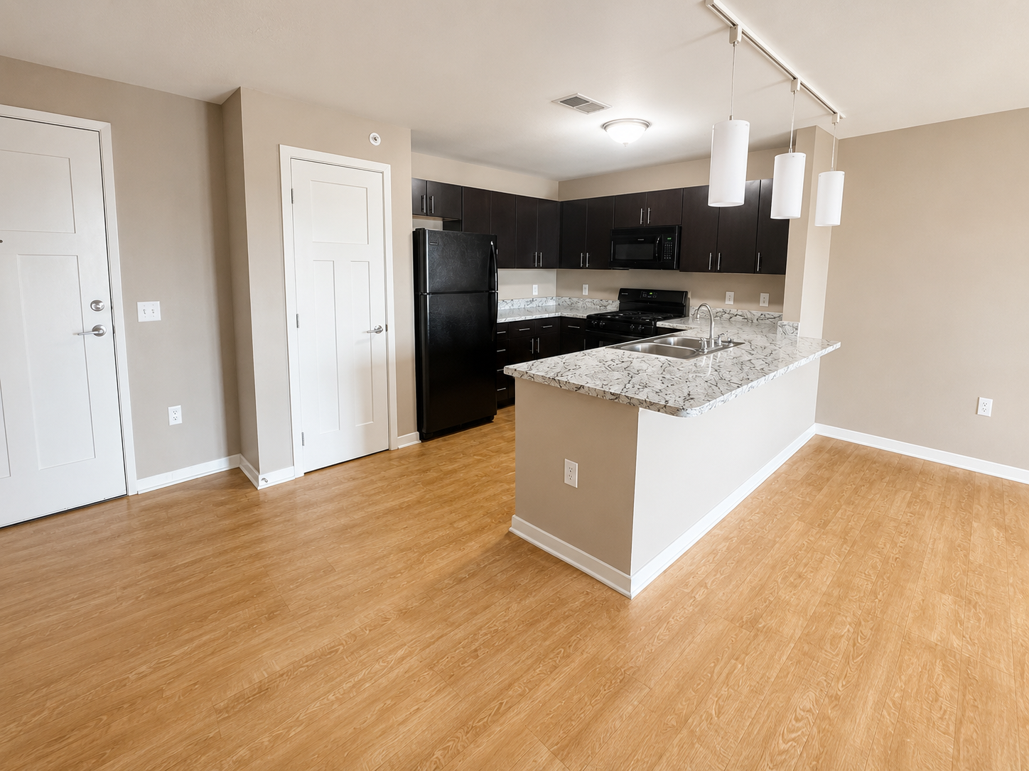 Washington Apartments gallery 3