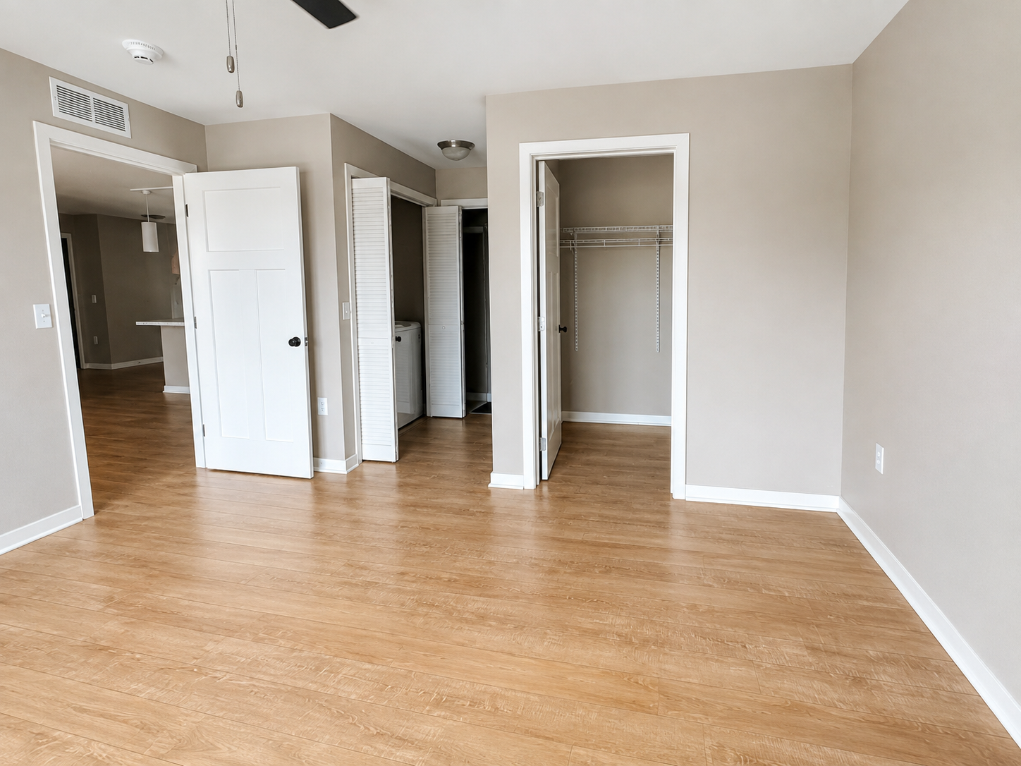Washington Apartments gallery image