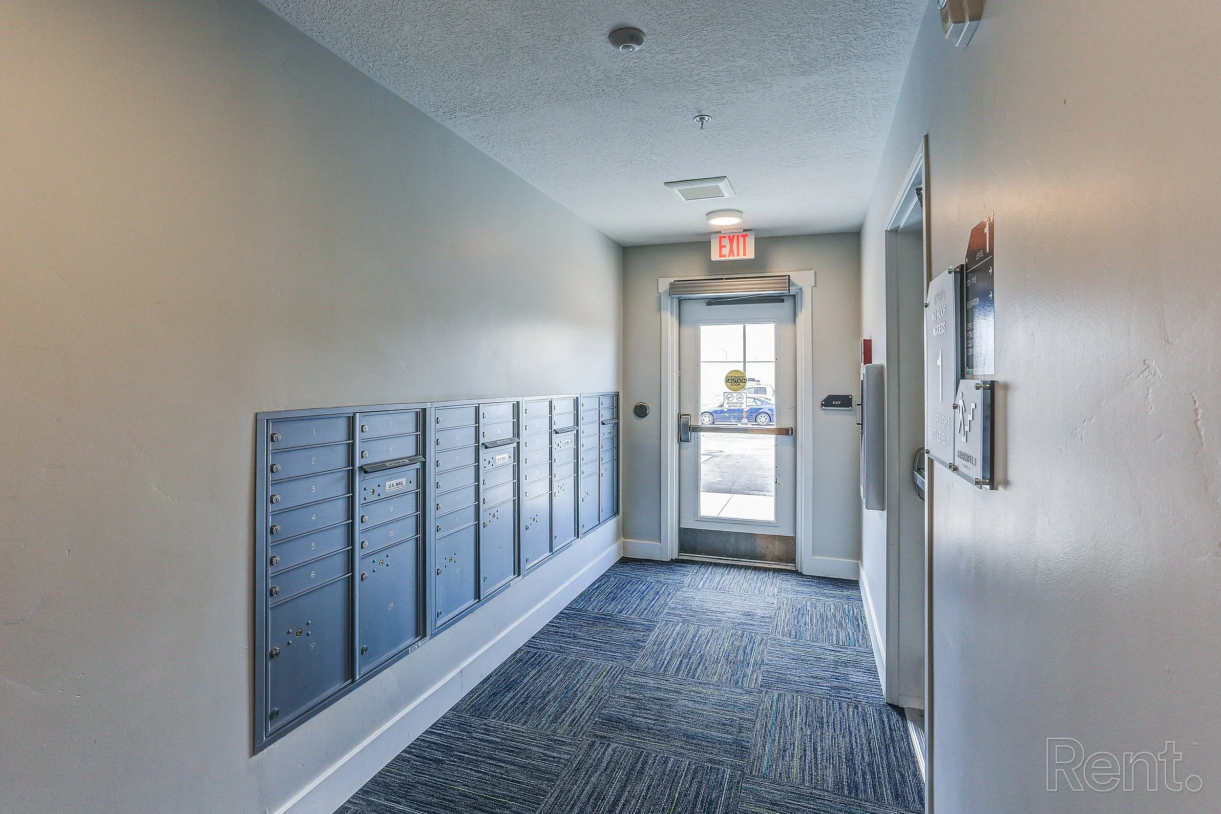 Mail center