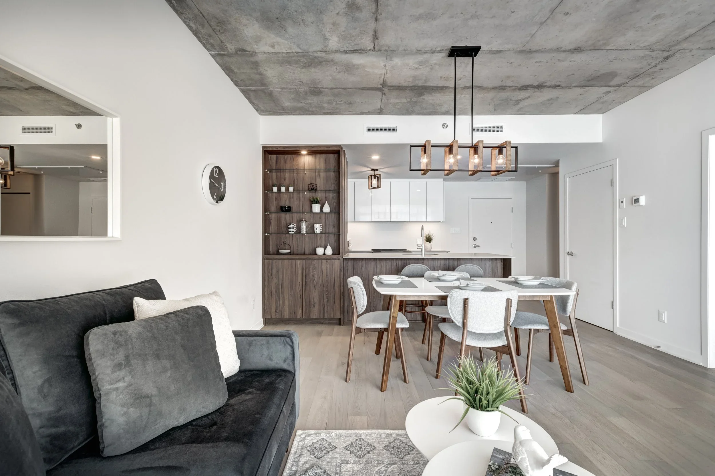 Living and dining area at Hallmark Station