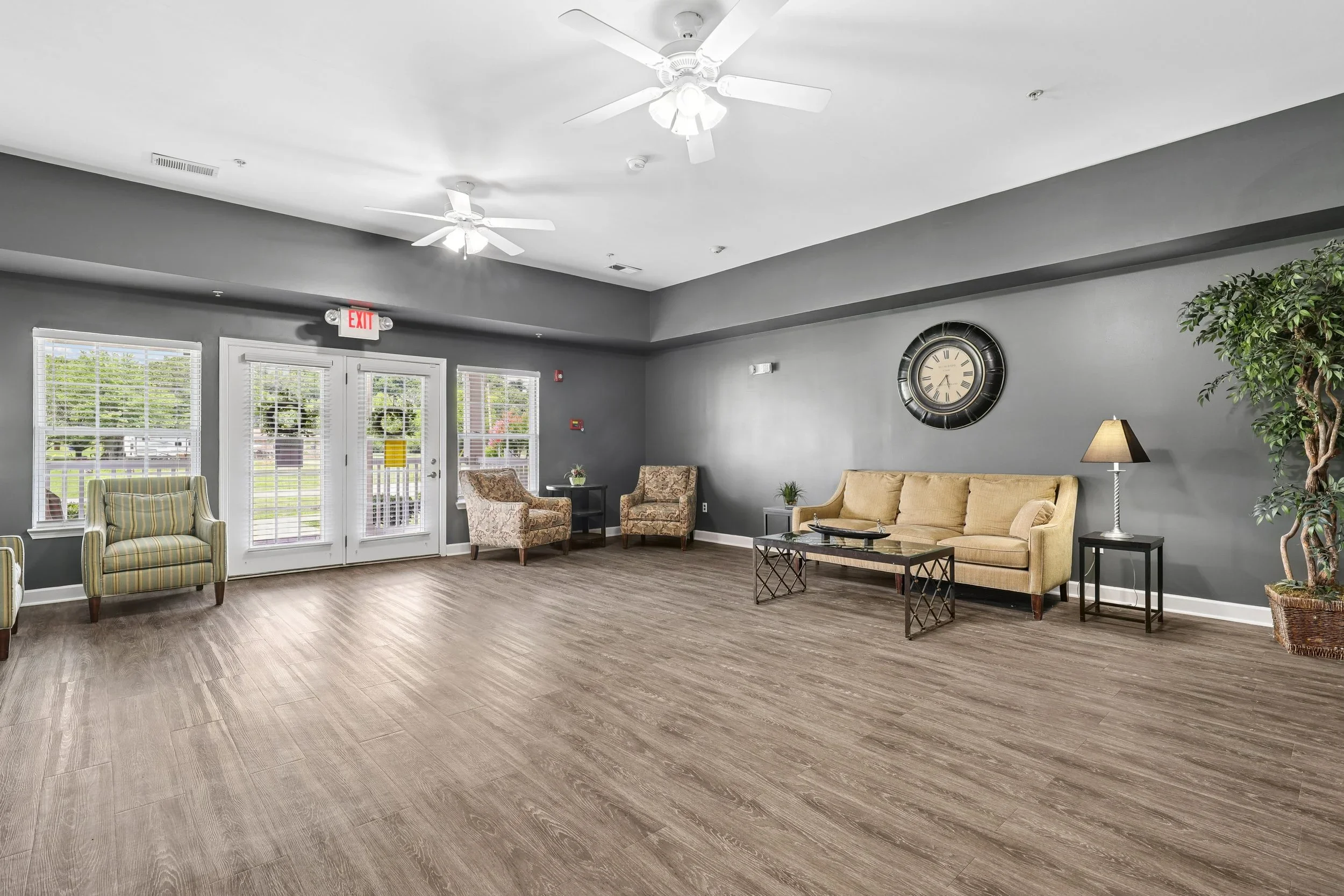 Royce Hill Apartments community photo