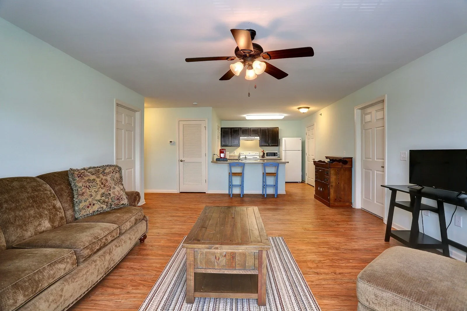 Sumner Gardens Apartments