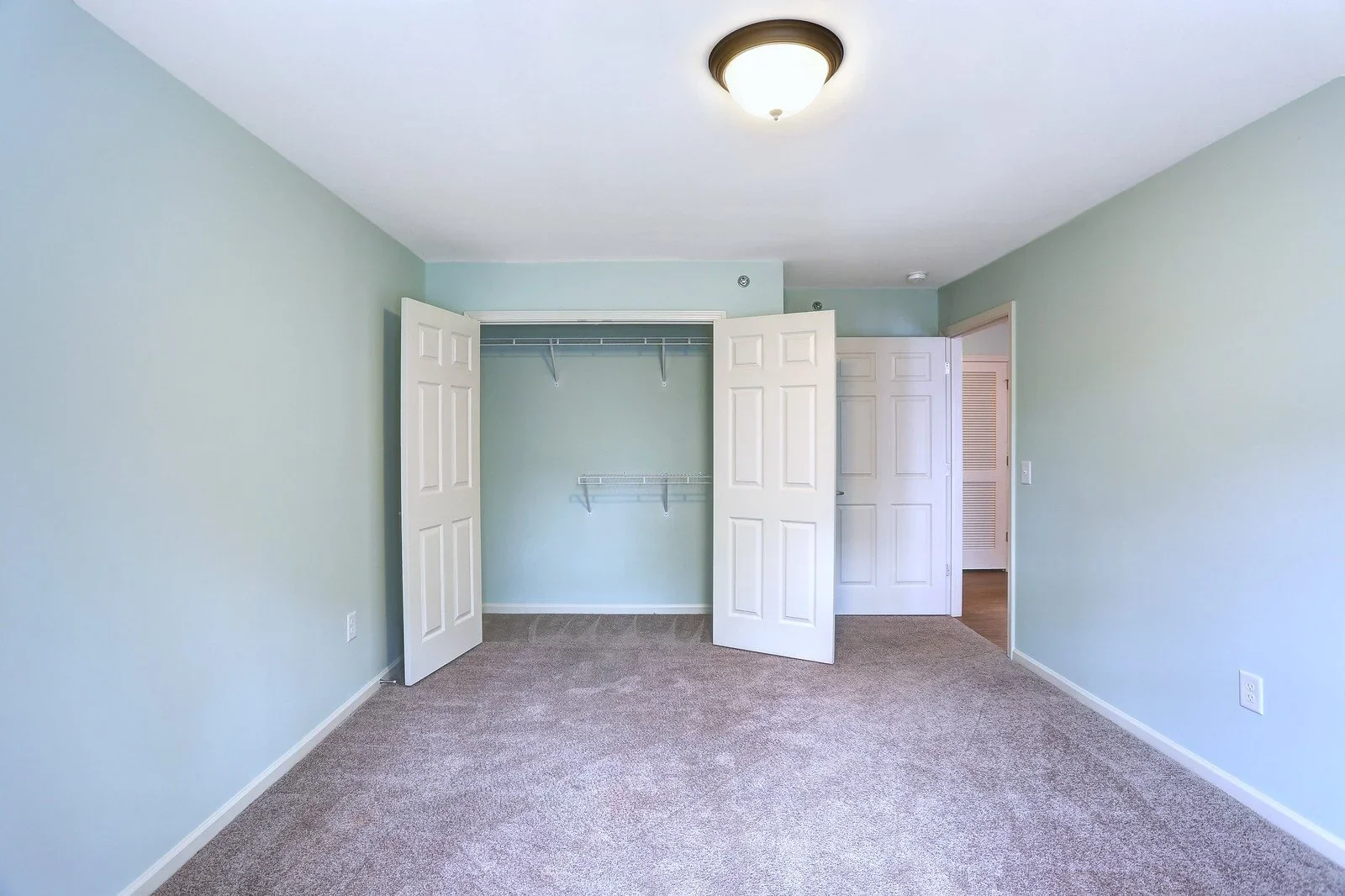 Sumner Gardens Apartments