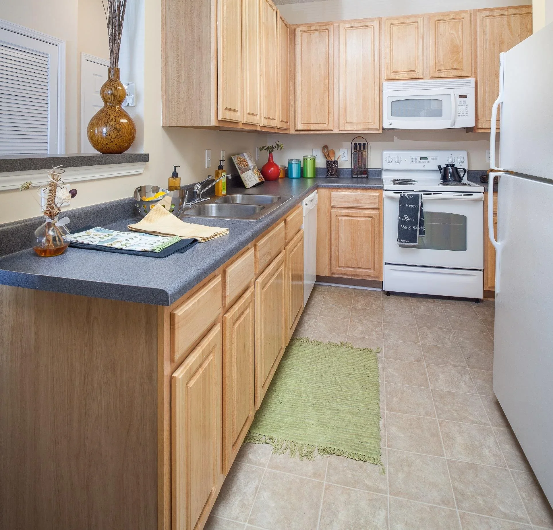 Heritage Station Family kitchen