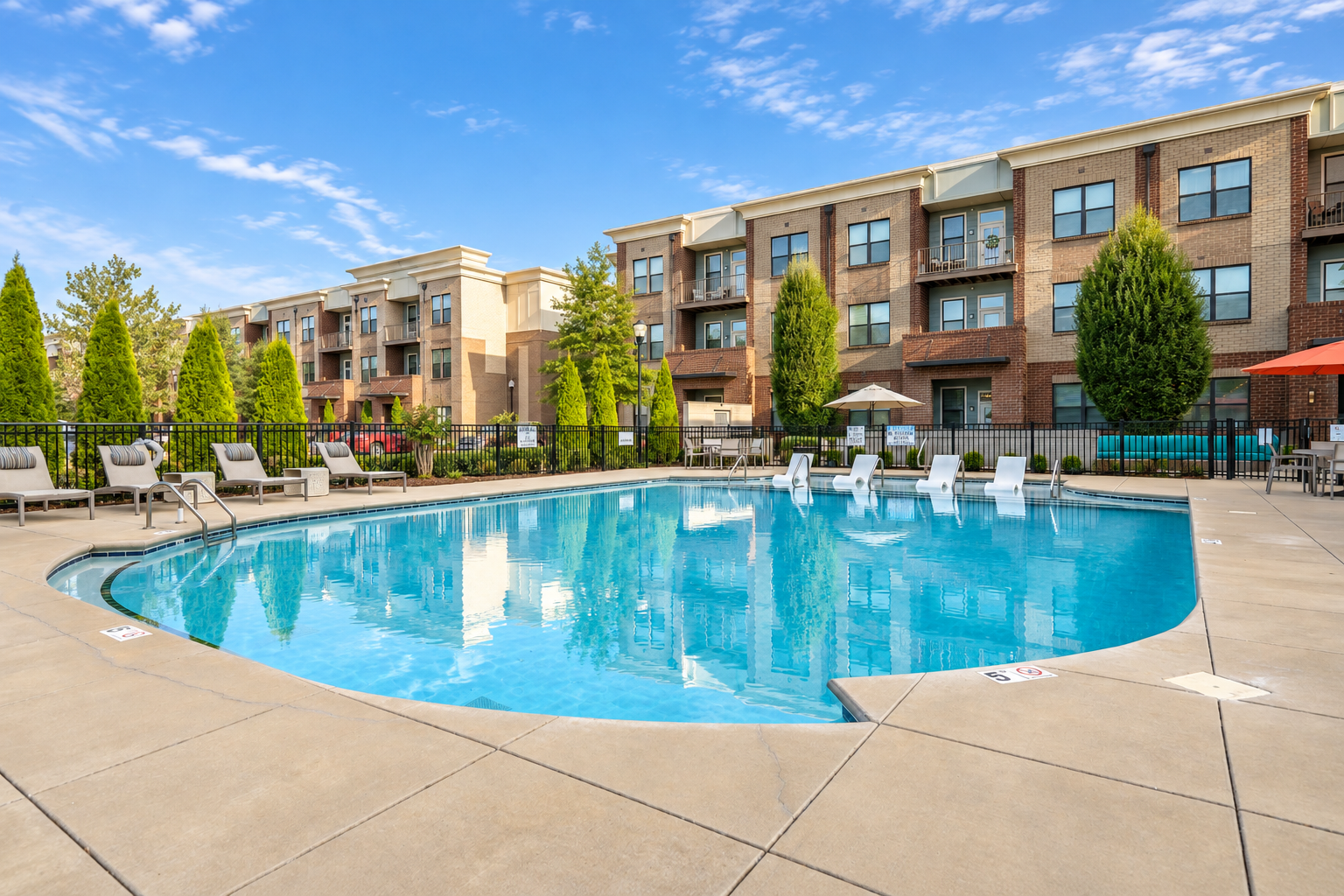 The Luxe at Indian Lake Village gallery image
