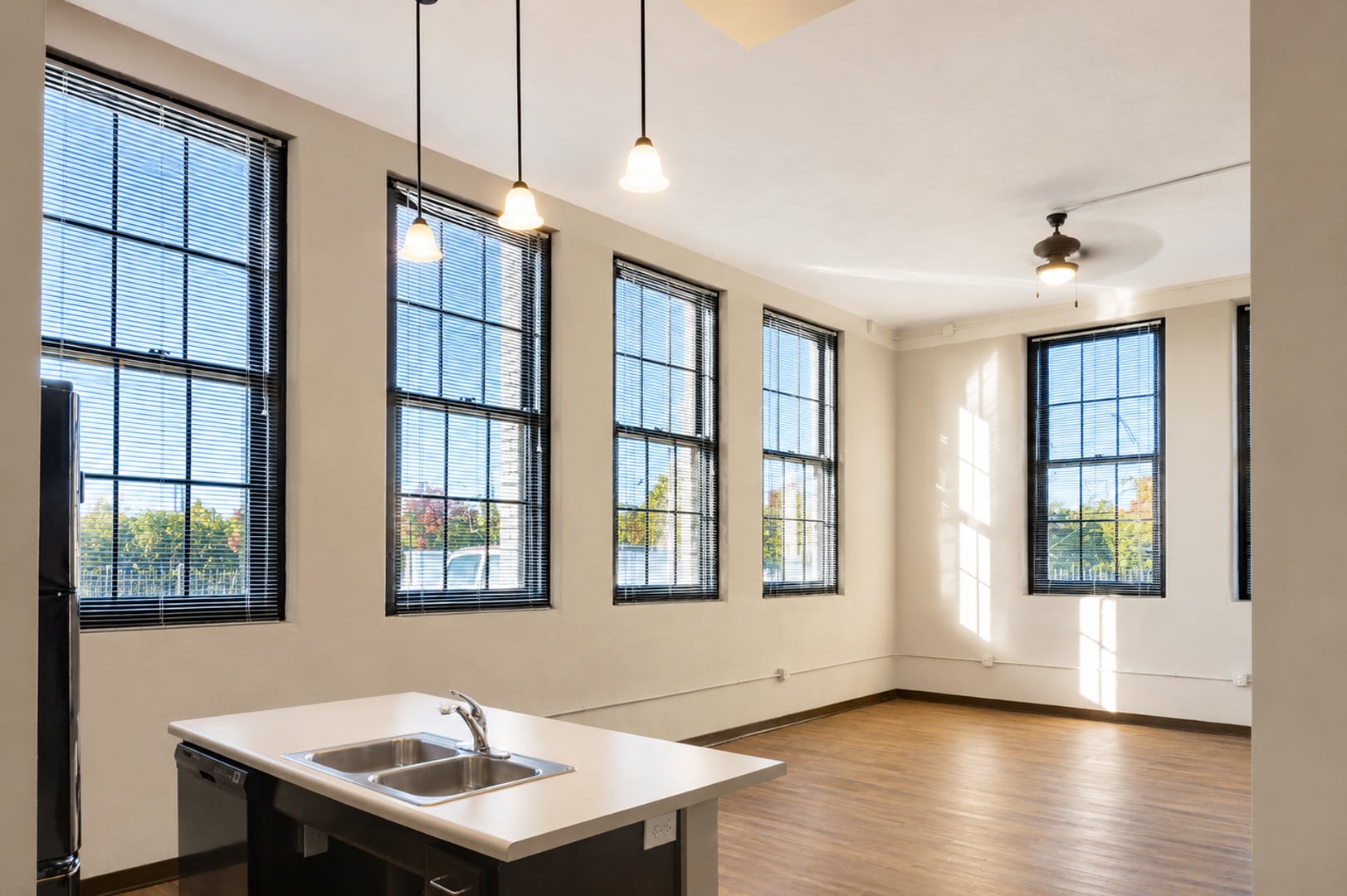 Sands Senior gallery 21