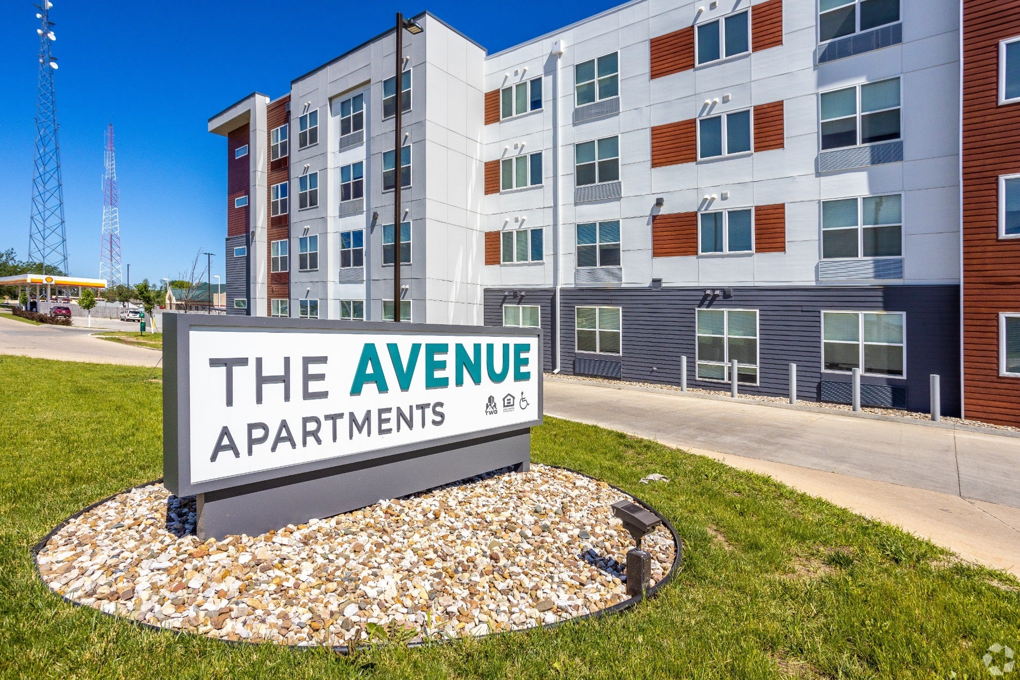 The Avenue gallery 14