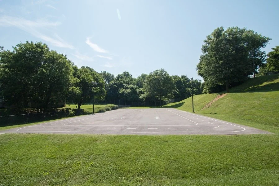 Whispering Oaks gallery image