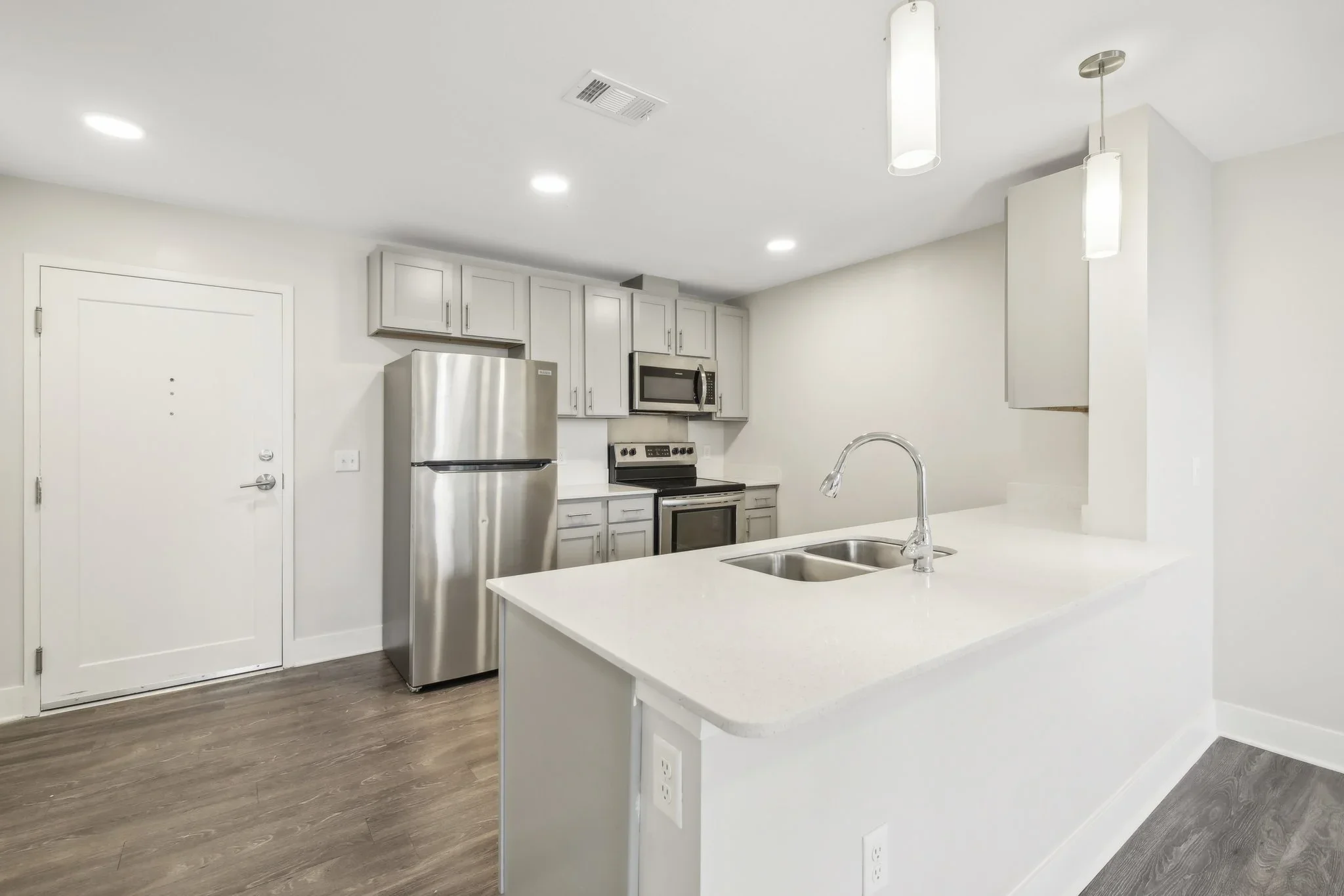 Residences at Hoffman gallery image