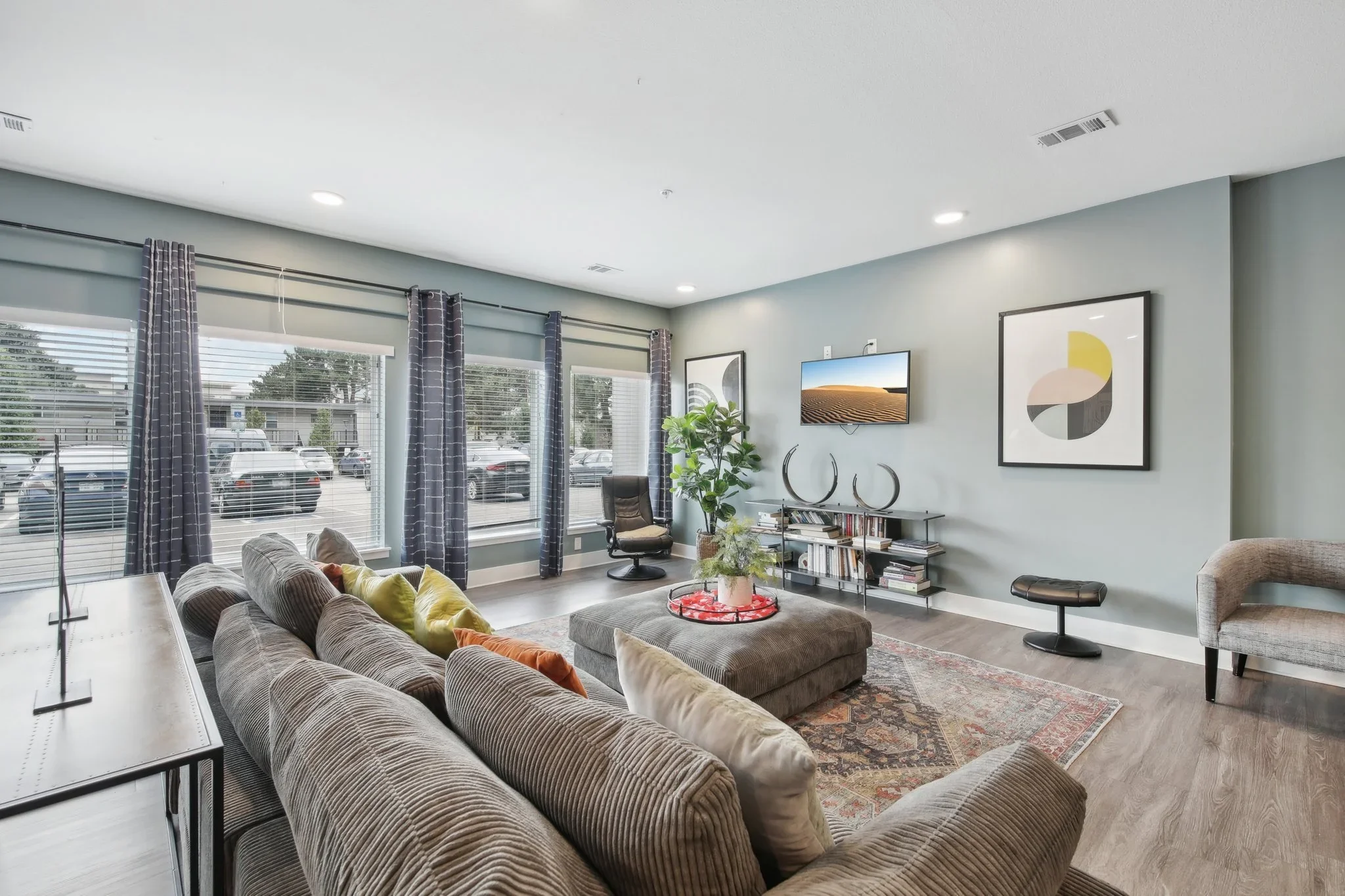 Residences at Hoffman gallery image
