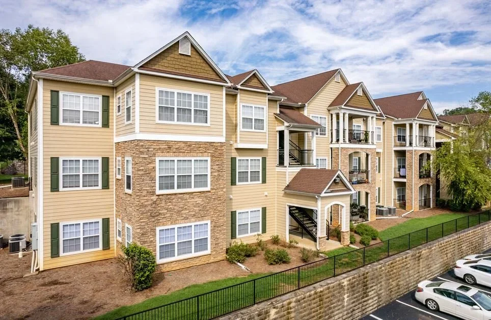 Legacy Pointe gallery image