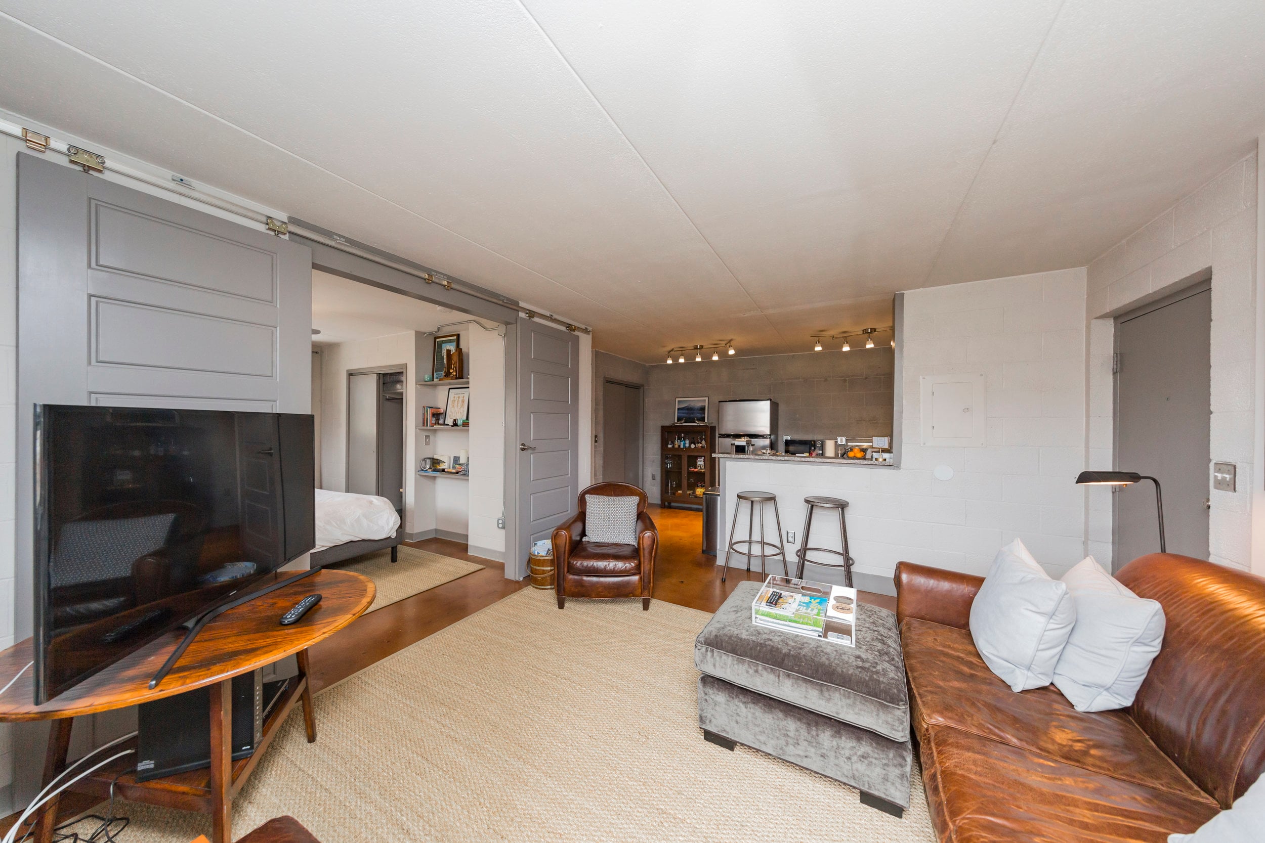 Fatherland Flats gallery image