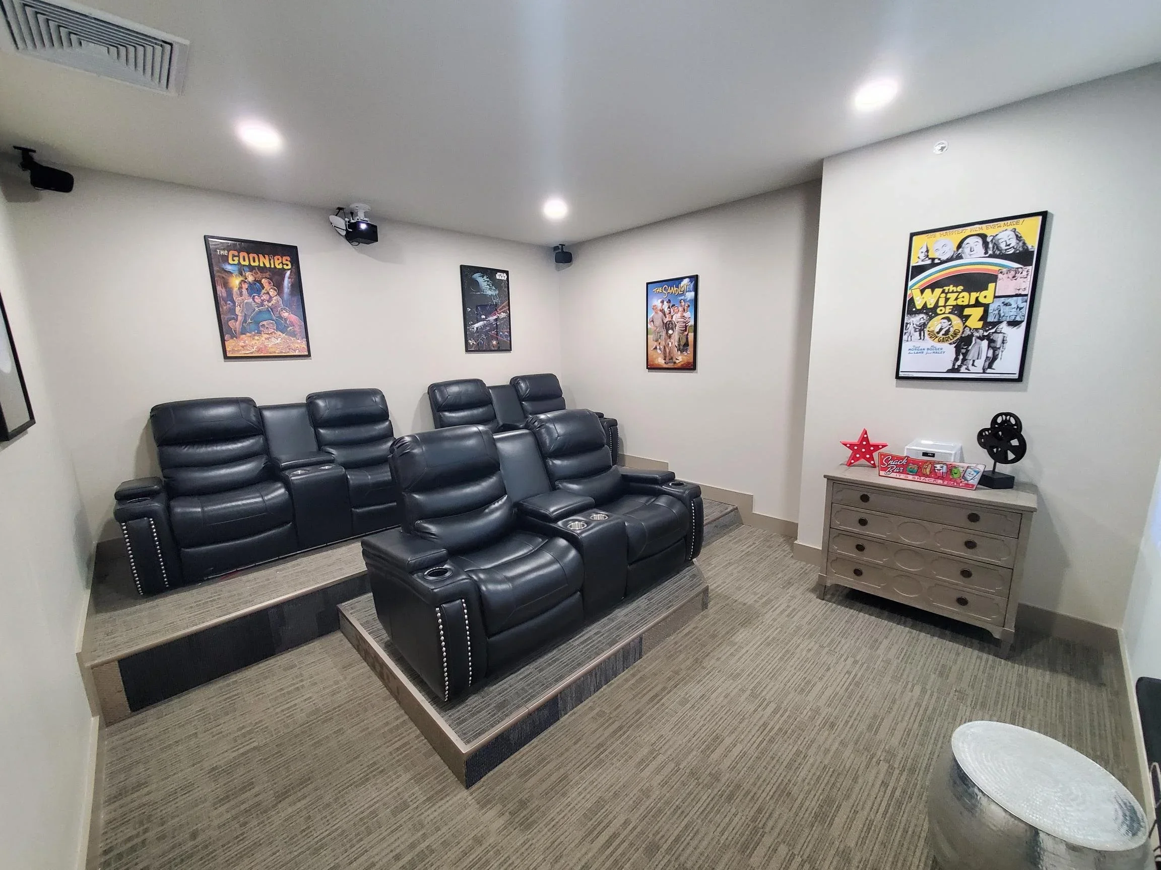 The Luxe at Indian Lake Village gallery image