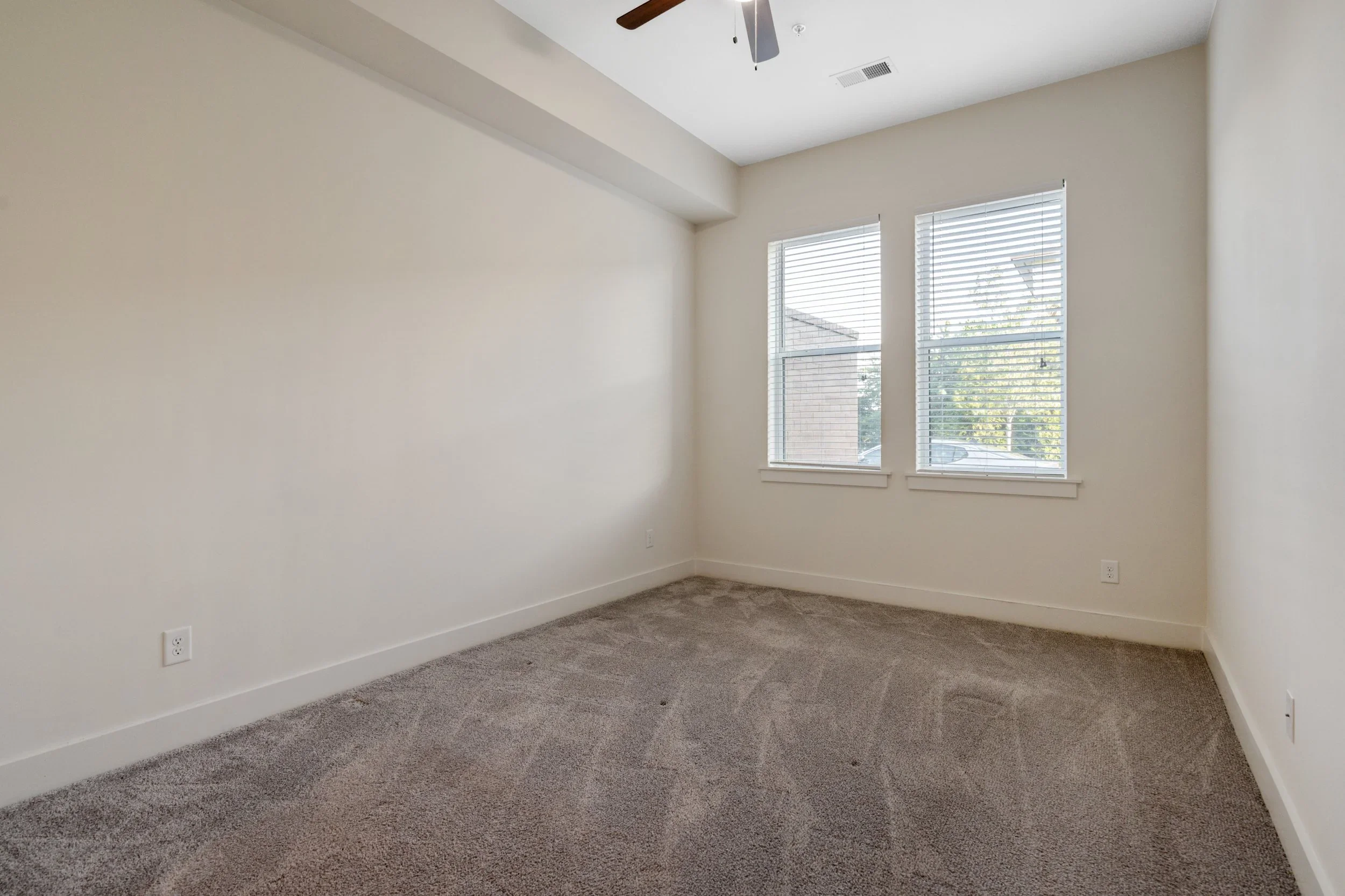 The Luxe at Indian Lake Village gallery image